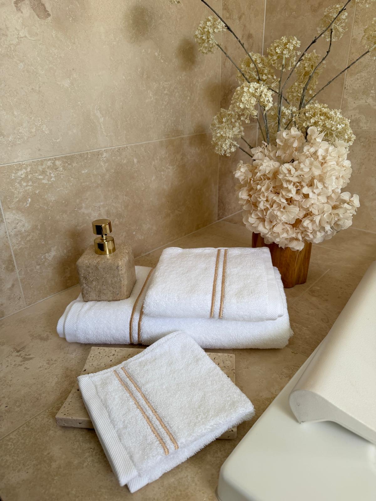 THE REGENT TOWELS