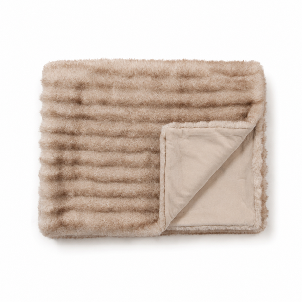 PRAGUE THROW/RUNNER